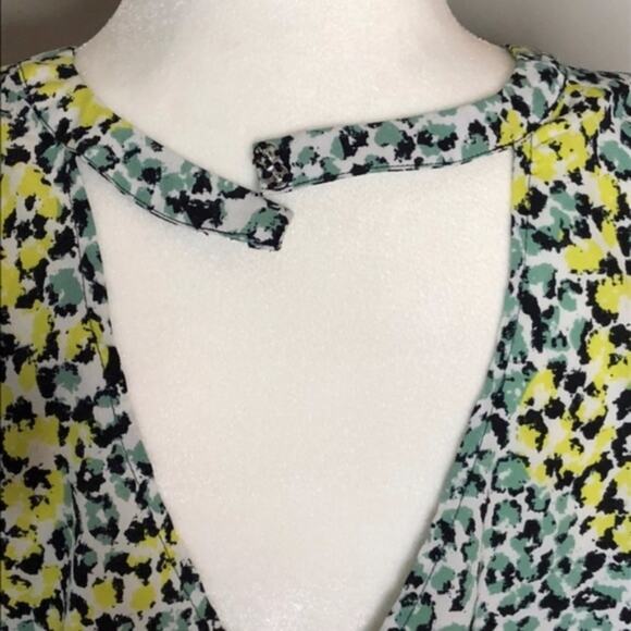 Banana Republic Colorful Print Open Back Blouse S - Picture 5 of 6